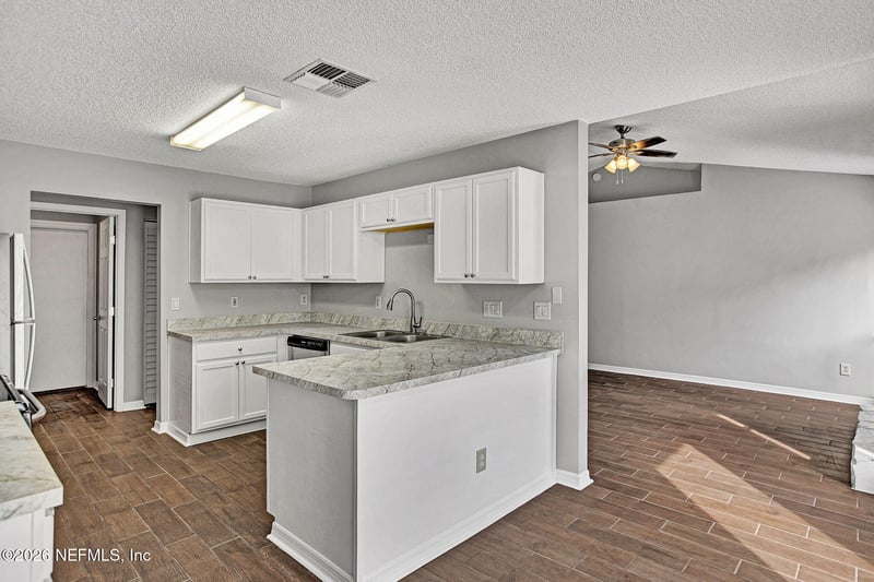 6975 Huntington Woods Cir, Jacksonville, FL 32244