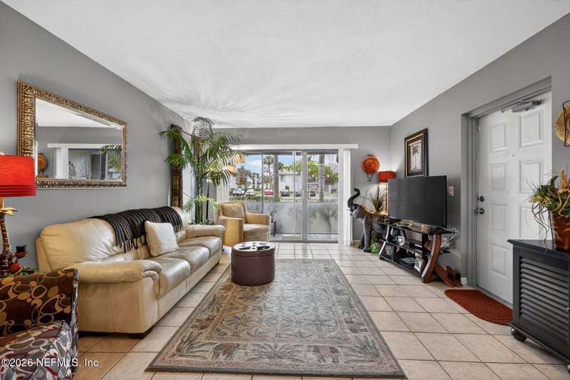 1013 Green Pine Blvd #D1, West Palm Beach, FL 33409