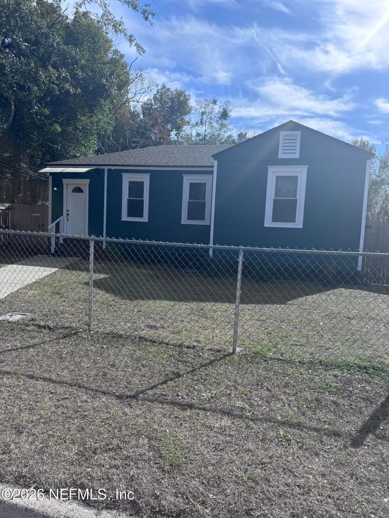 7307 Clinton St, Jacksonville, FL 32208