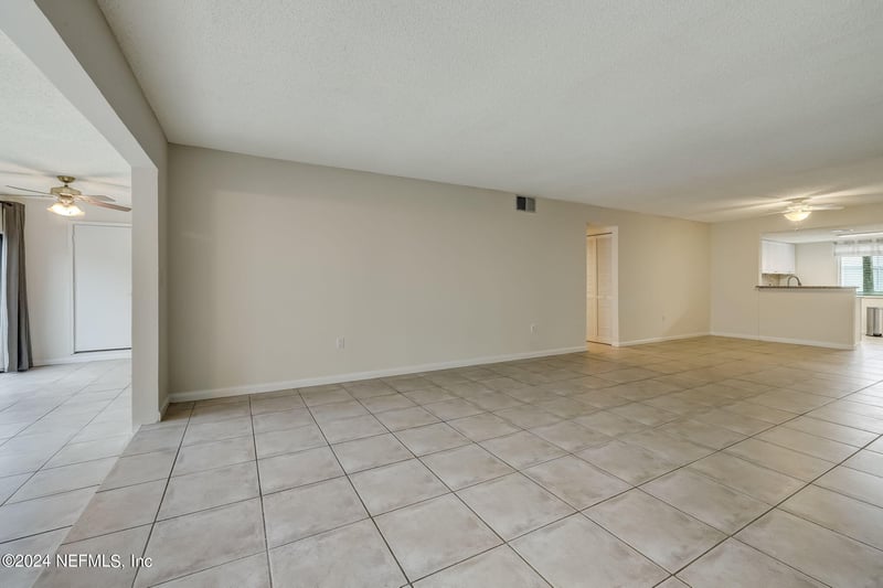 14750 Beach Blvd #75, Jacksonville, FL 32250