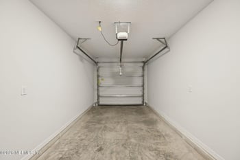 8649 Nussbaum Dr, Jacksonville, FL 32210