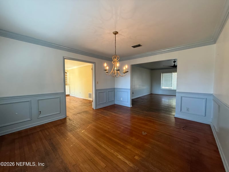 976 Townsend Blvd, Jacksonville, FL 32211