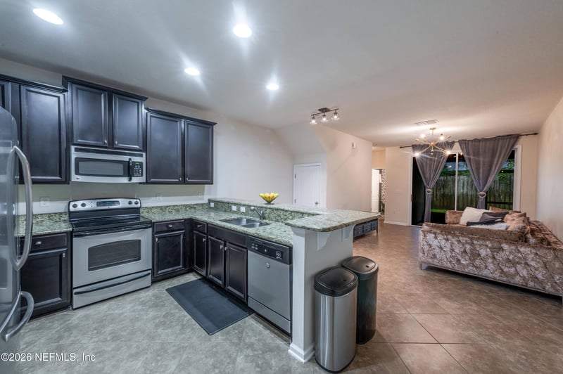 12252 Black Walnut Ct, Jacksonville, FL 32226