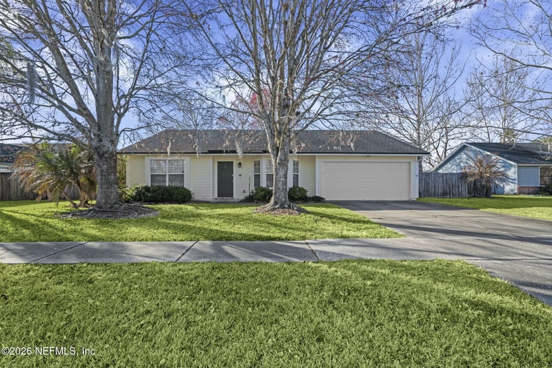 1985 Apopka Dr, Middleburg, FL 32068