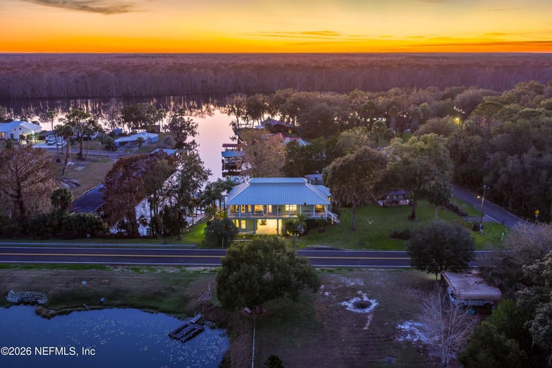 301 Saratoga Dr, Satsuma, FL 32189