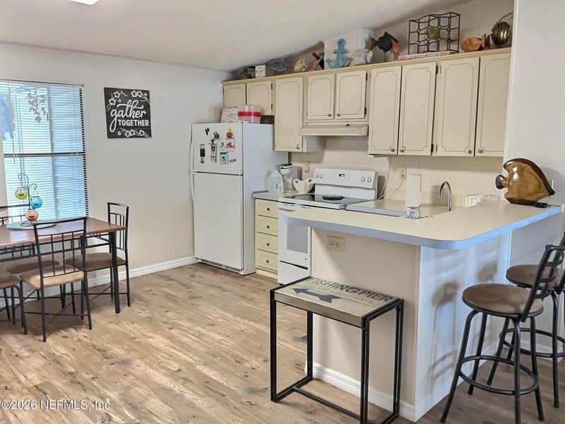 117 Jill Ln, Satsuma, FL 32189