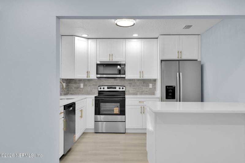 2531 Burlingame Dr, Jacksonville, FL 32211