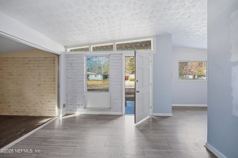 1133 Le Brun Dr, Jacksonville, FL 32205