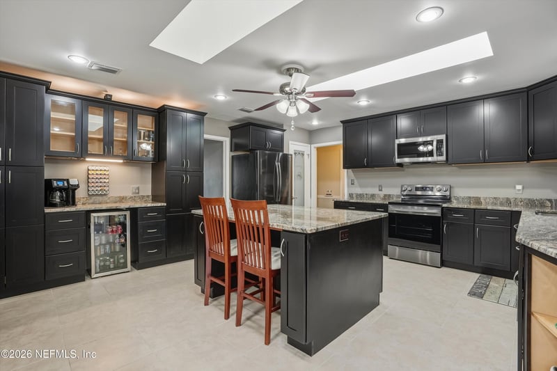 2276 The Woods Dr, Jacksonville, FL 32246