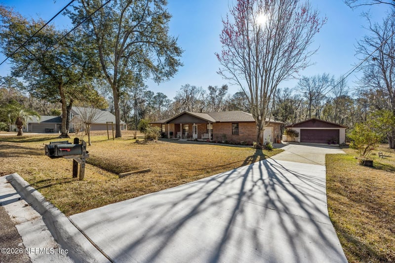 6048 Woodelm Dr, Jacksonville, FL 32218