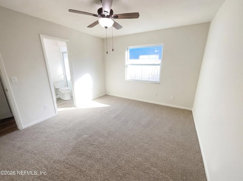 6065 Caprice Dr, Jacksonville, FL 32244