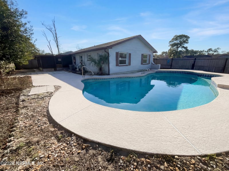 6065 Caprice Dr, Jacksonville, FL 32244