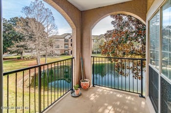 10961 Burnt Mill Rd #828, Jacksonville, FL 32256