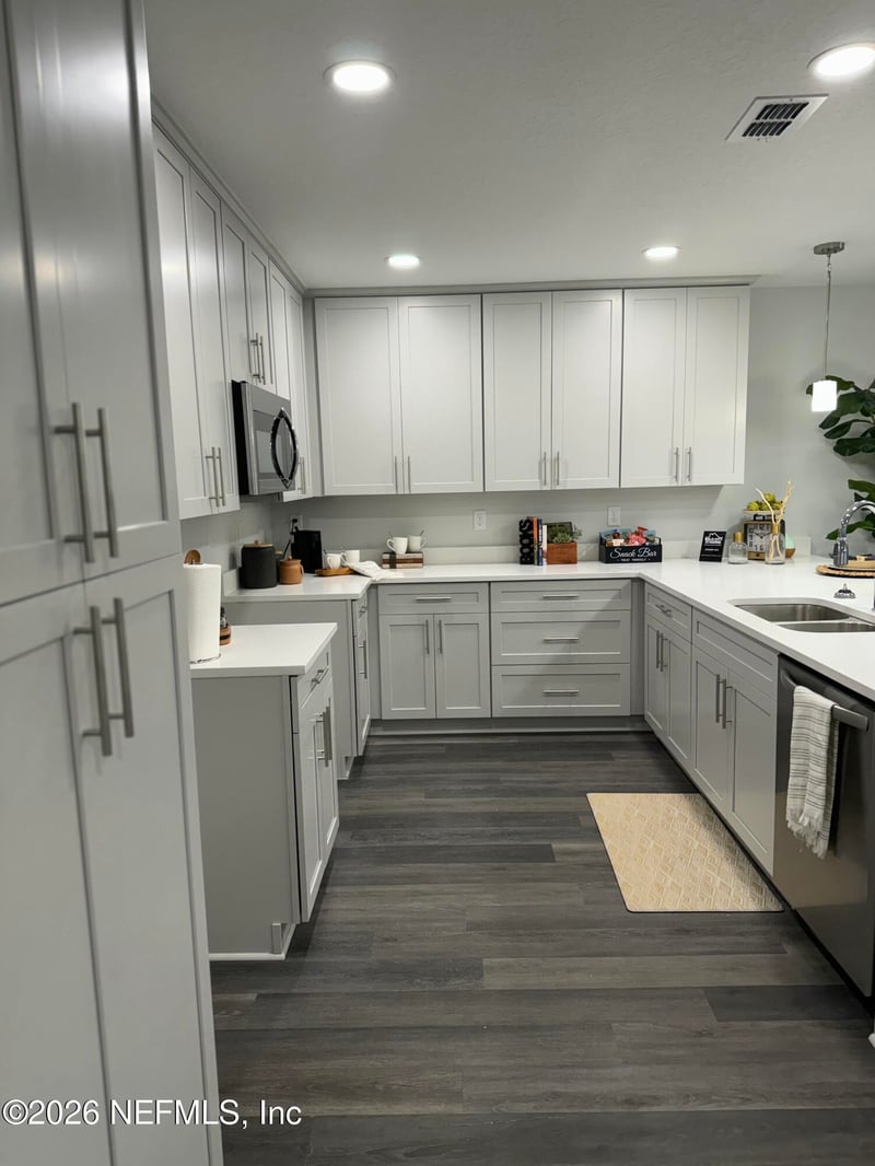 1253 Jewelstone Ln, Jacksonville, FL 32221