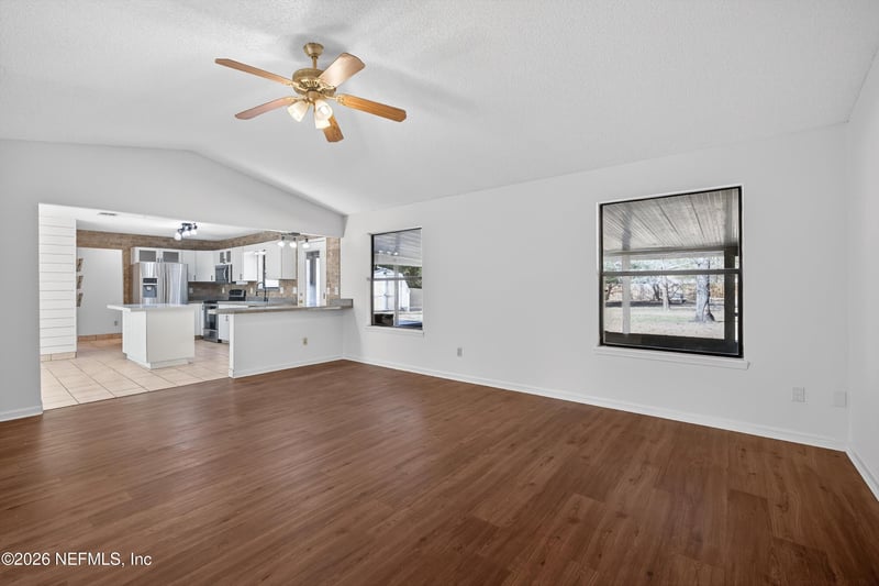 4506 Junction Dr, Middleburg, FL 32068