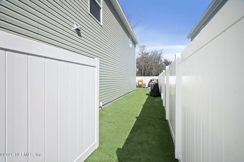 45156 Red Brick Dr, Callahan, FL 32011