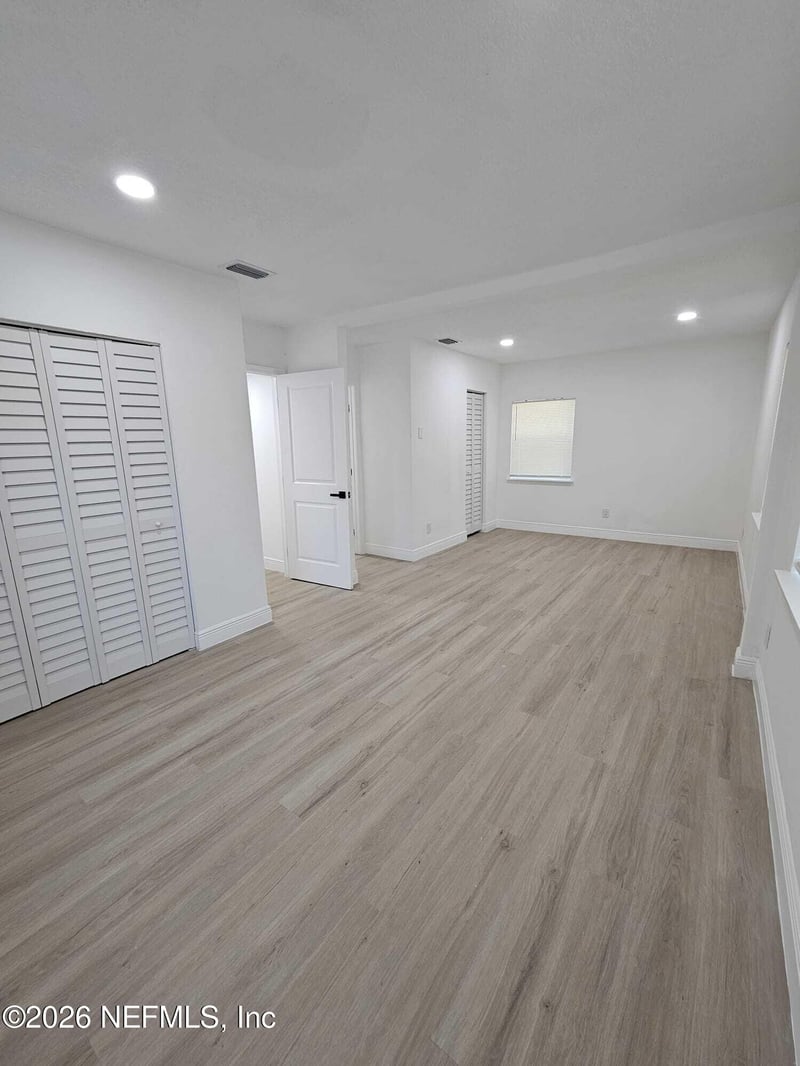 621 Milwaukee Ave, Orange Park, FL 32073