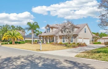 1314 Honeysuckle Dr, St Johns, FL 32259
