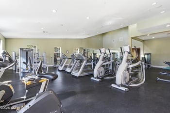 8550 Touchton Rd #111, Jacksonville, FL 32216