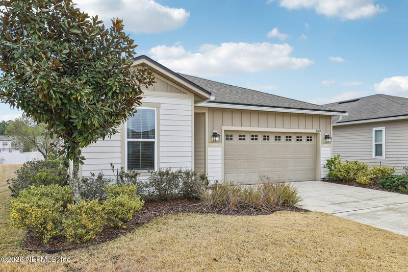 2003 Amberly Dr, Middleburg, FL 32068