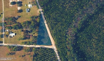 24454 Tuggle Rd, Hilliard, FL 32046