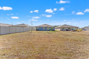 70013 Misty Lake Ct, Yulee, FL 32097