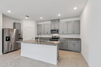 7774 Cahill Ln, Jacksonville, FL 32219