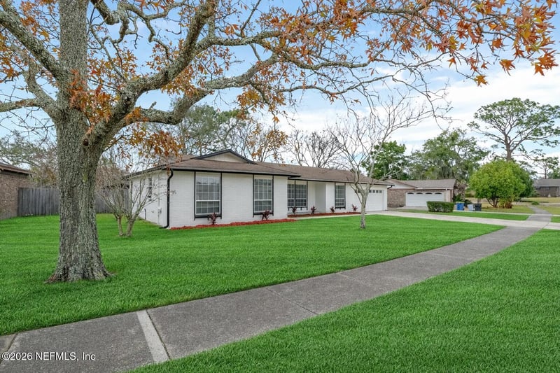 3986 Raintree Rd, Jacksonville, FL 32277