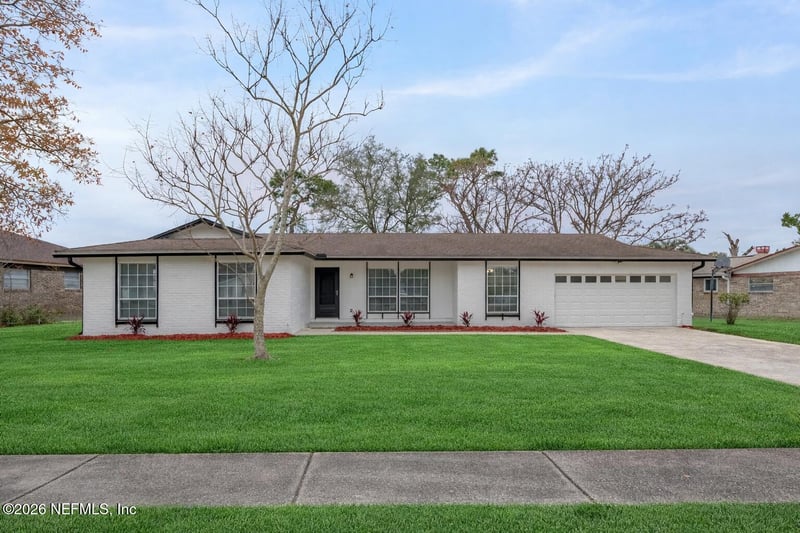 3986 Raintree Rd, Jacksonville, FL 32277