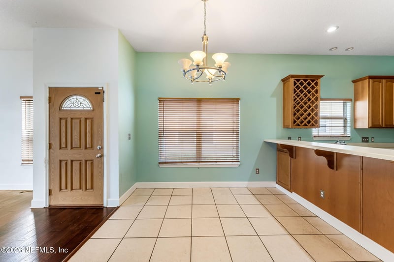 851 6th Ave, Jacksonville Beach, FL 32250