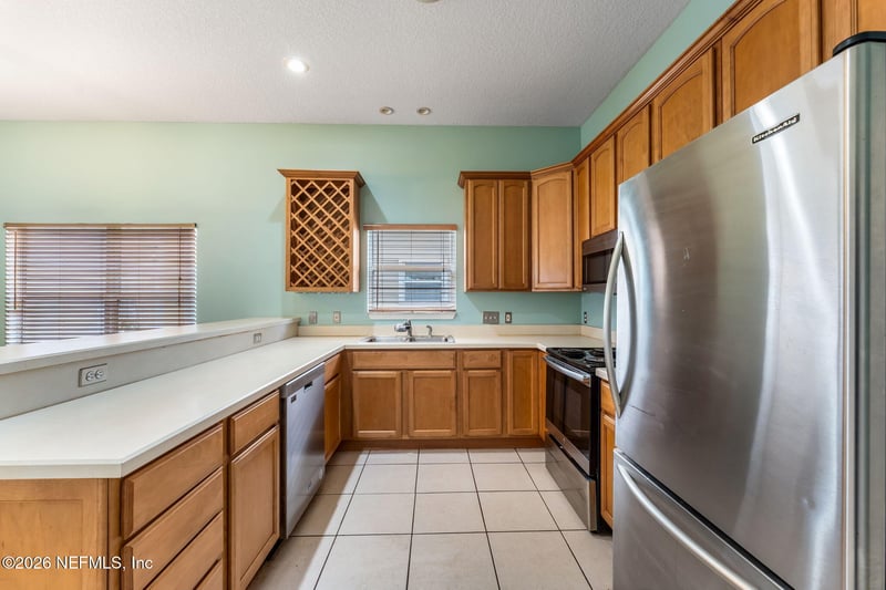 851 6th Ave, Jacksonville Beach, FL 32250