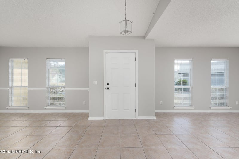 12786 Tropic Dr, Jacksonville, FL 32225