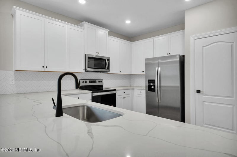 6927 Canoe Birch Rd, Jacksonville, FL 32219