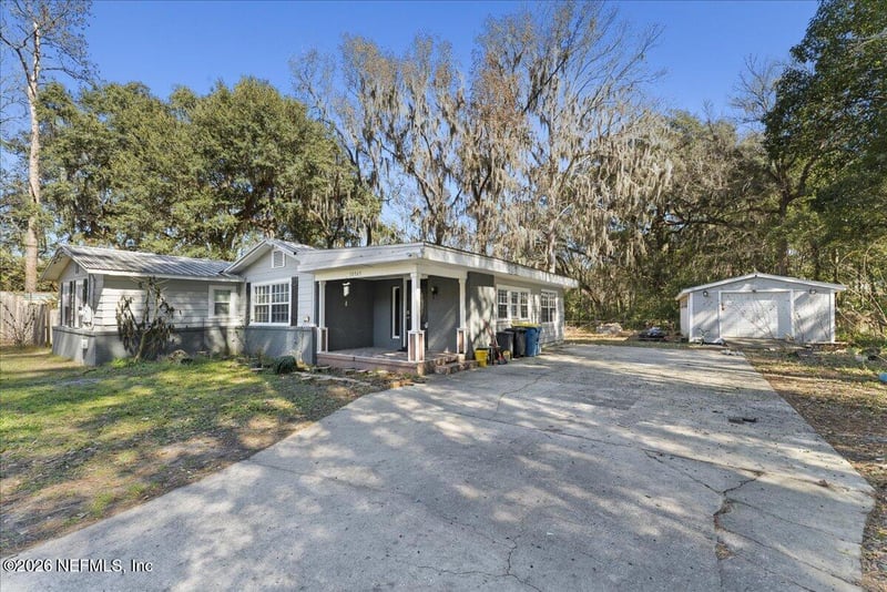 10565 Bessent Rd, Jacksonville, FL 32218