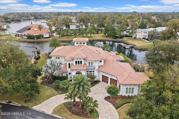 1397 Moss Creek Dr, Jacksonville, FL 32225