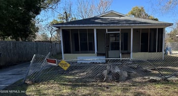 5352 Dodge Rd, Jacksonville, FL 32209