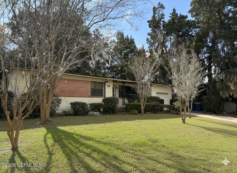 5914 Meadow Ln, Jacksonville, FL 32277