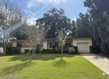 5914 Meadow Ln, Jacksonville, FL 32277