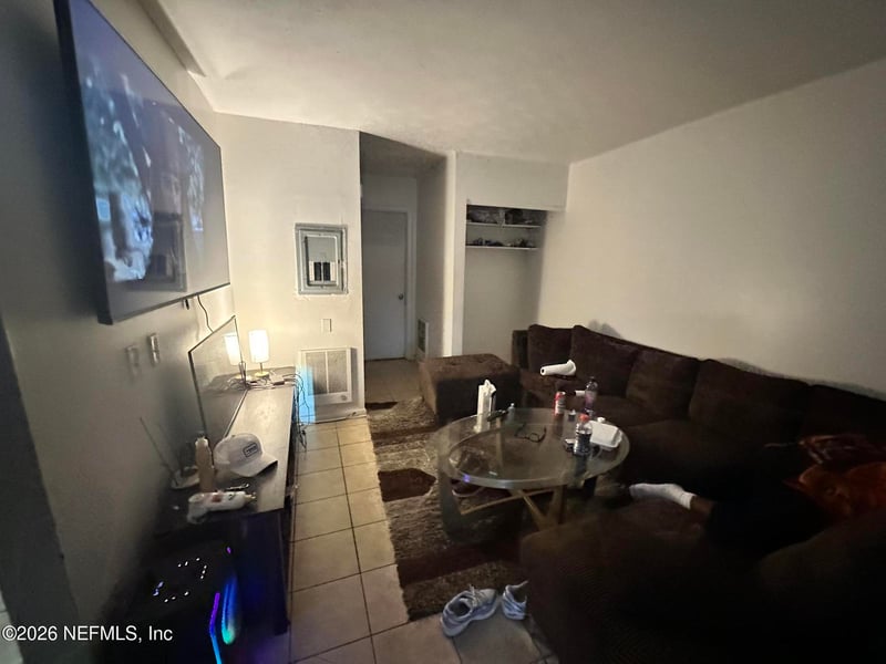 7104 Ken Knight Dr, Jacksonville, FL 32209