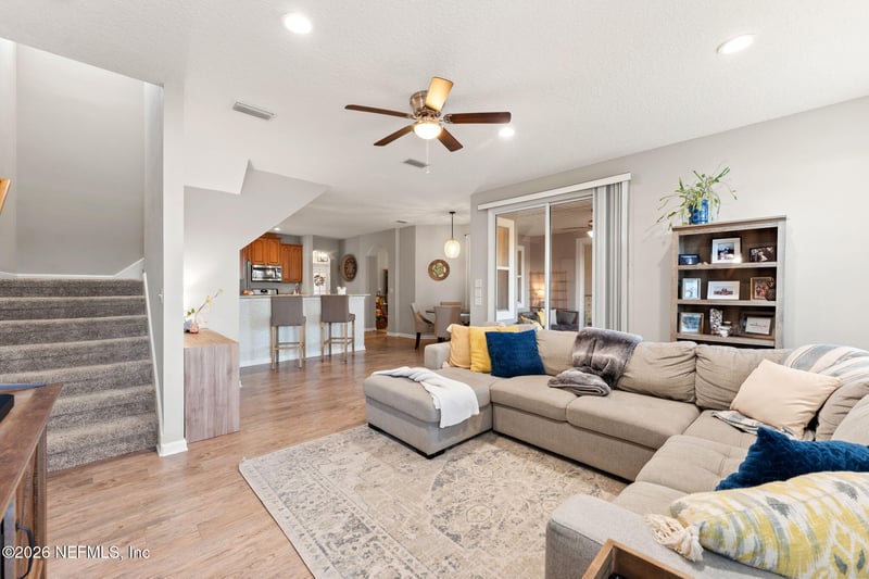 5906 Green Pond Dr, Jacksonville, FL 32258