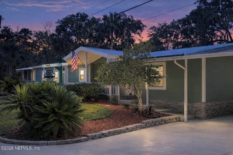 1418 Palm St, Steinhatchee, FL 32359