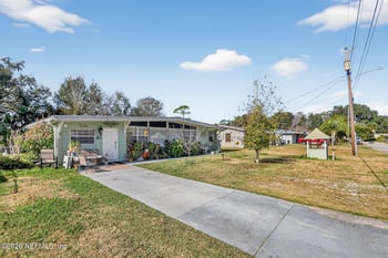 464 Judy St, New Smyrna Beach, FL 32168