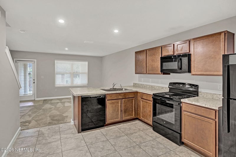 5958 Creekside Crossing Dr, Jacksonville, FL 32210