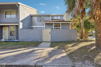 3517 Peeler Rd #13, Jacksonville, FL 32277