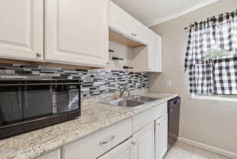 5320 Tequesta Ct, Jacksonville, FL 32244