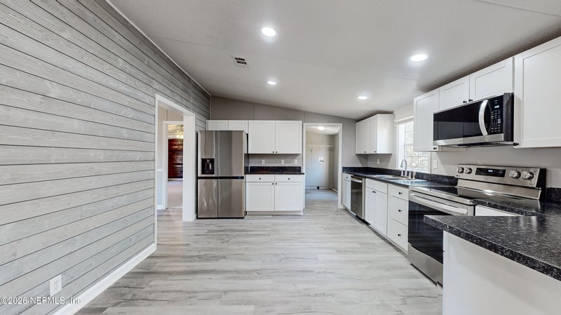 517 Dennis Ave, Orange Park, FL 32065