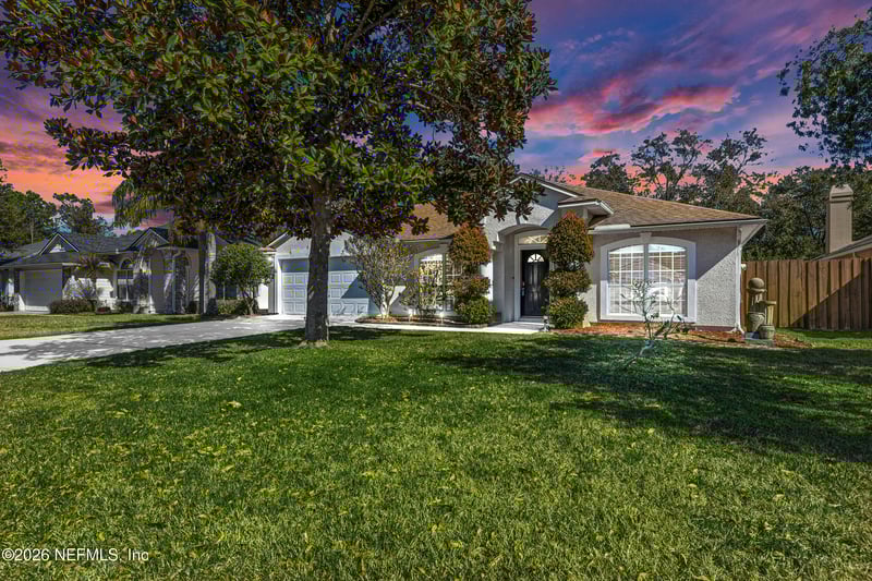 301 Johns Glen Dr, St Johns, FL 32259