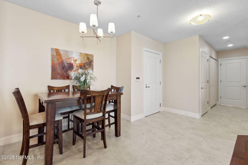 1431 Riverplace Blvd #2406, Jacksonville, FL 32207