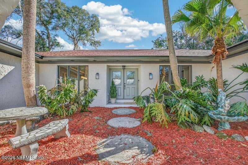 3389 Hermitage Rd, Jacksonville, FL 32277