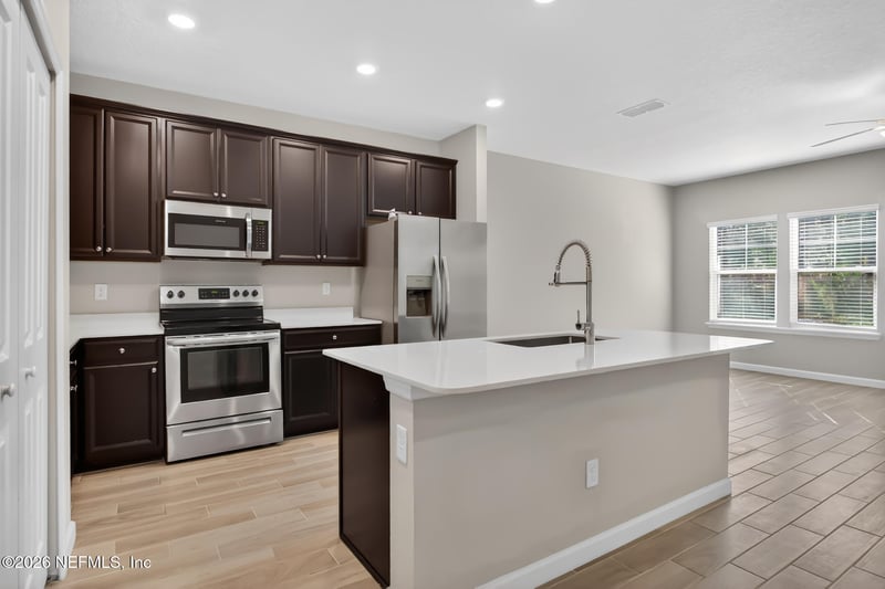 406 Boracay Cir, St Johns, FL 32259